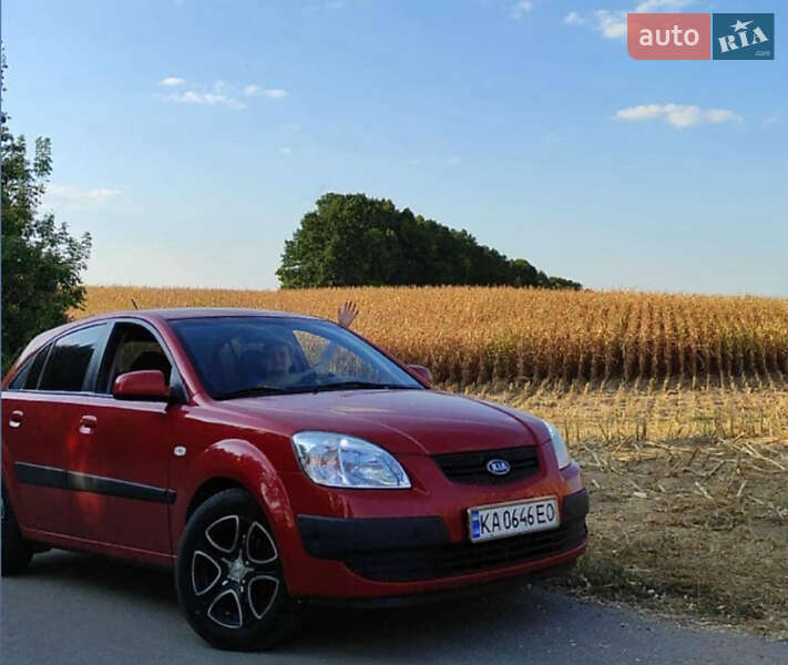 Хетчбек Kia Rio 2008 в Києві