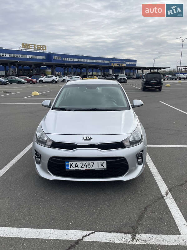 Хетчбек Kia Rio 2018 в Києві фото 7 Хетчбек Kia Rio 2018 в Києві