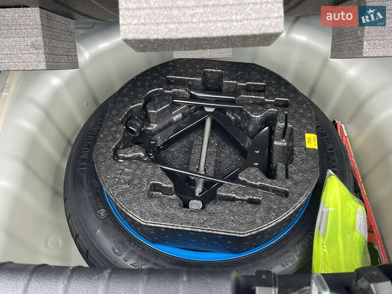 Хетчбек Kia Rio 2018 в Києві фото 25 Хетчбек Kia Rio 2018 в Києві