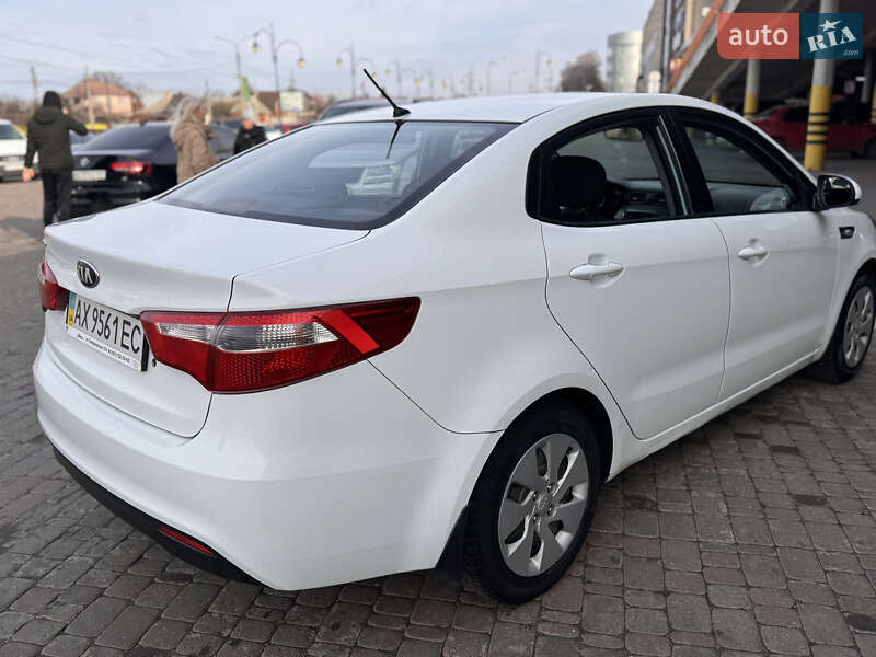 Седан Kia Rio 2013 в Харькове