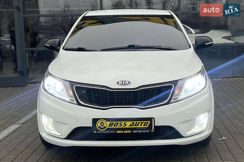 Седан Kia Rio 2012 в Ивано-Франковске