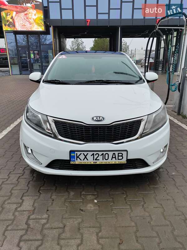 Седан Kia Rio 2013 в Ровно фото 12 Седан Kia Rio 2013 в Ровно