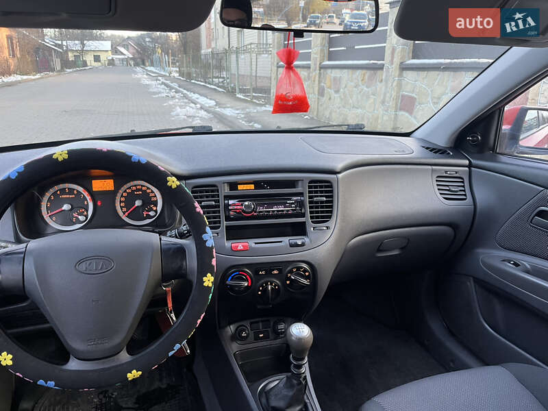Хэтчбек Kia Rio 2006 в Надворной фото 28 Хэтчбек Kia Rio 2006 в Надворной