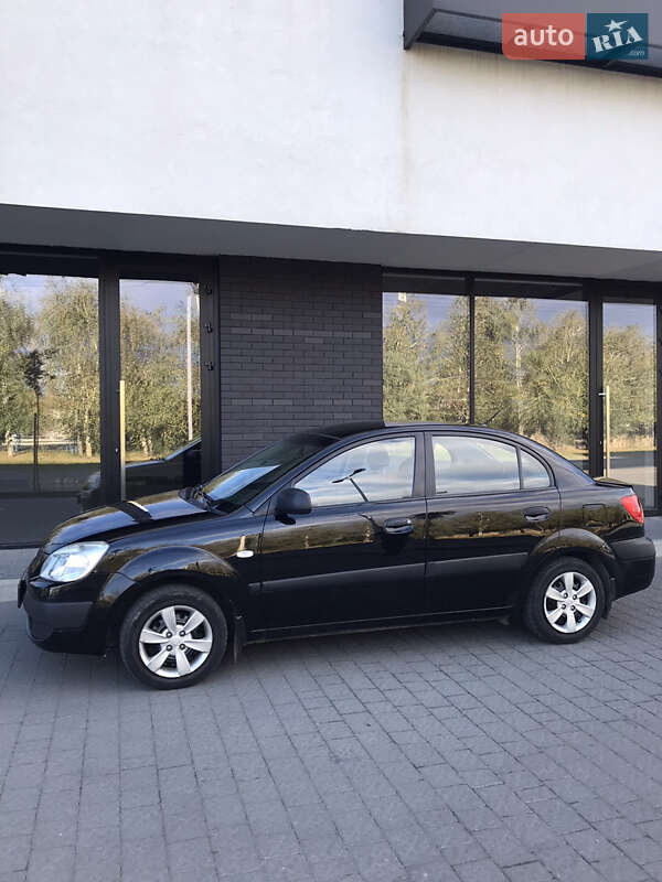 Седан Kia Rio 2008 в Ужгороде фото 4 Седан Kia Rio 2008 в Ужгороде