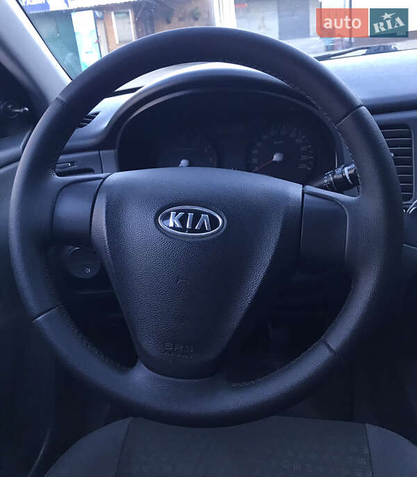 Седан Kia Rio 2008 в Ужгороде фото 12 Седан Kia Rio 2008 в Ужгороде