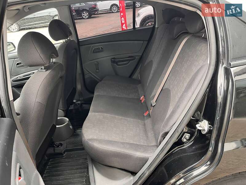 Хэтчбек Kia Rio 2009 в Житомире фото 22 Хэтчбек Kia Rio 2009 в Житомире
