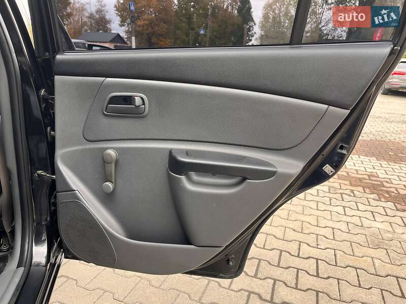 Хэтчбек Kia Rio 2009 в Житомире фото 24 Хэтчбек Kia Rio 2009 в Житомире