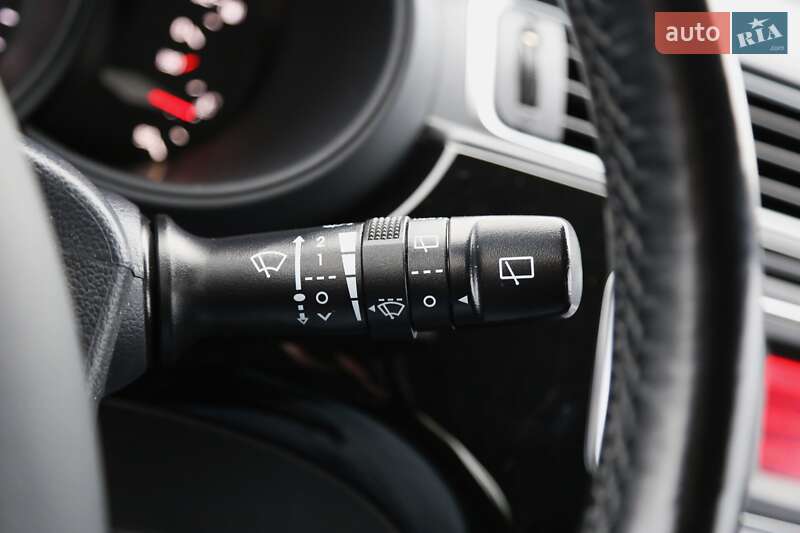 Хэтчбек Kia Rio 2016 в Киеве