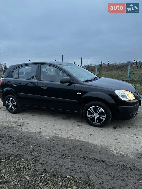 Хэтчбек Kia Rio 2009 в Тернополе фото 11 Хэтчбек Kia Rio 2009 в Тернополе