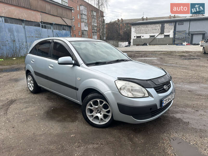 Хэтчбек Kia Rio 2008 в Нежине