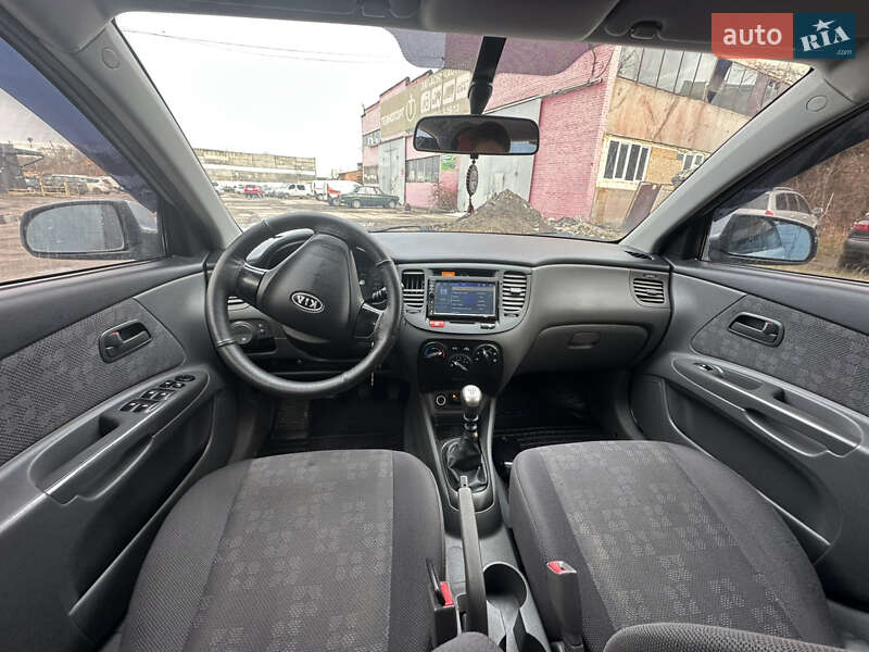 Хэтчбек Kia Rio 2008 в Нежине