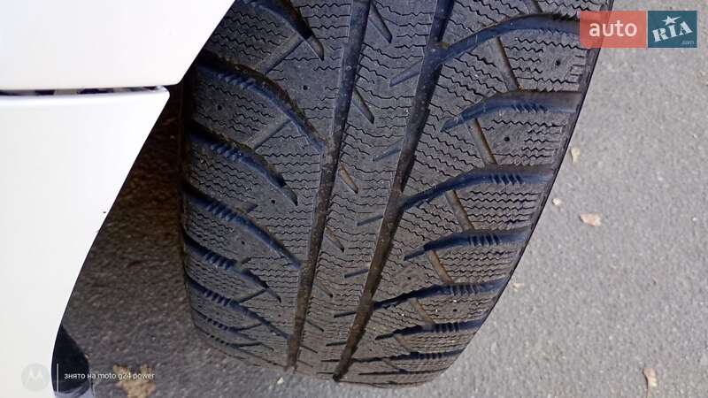 Хэтчбек Kia Rio 2012 в Сумах