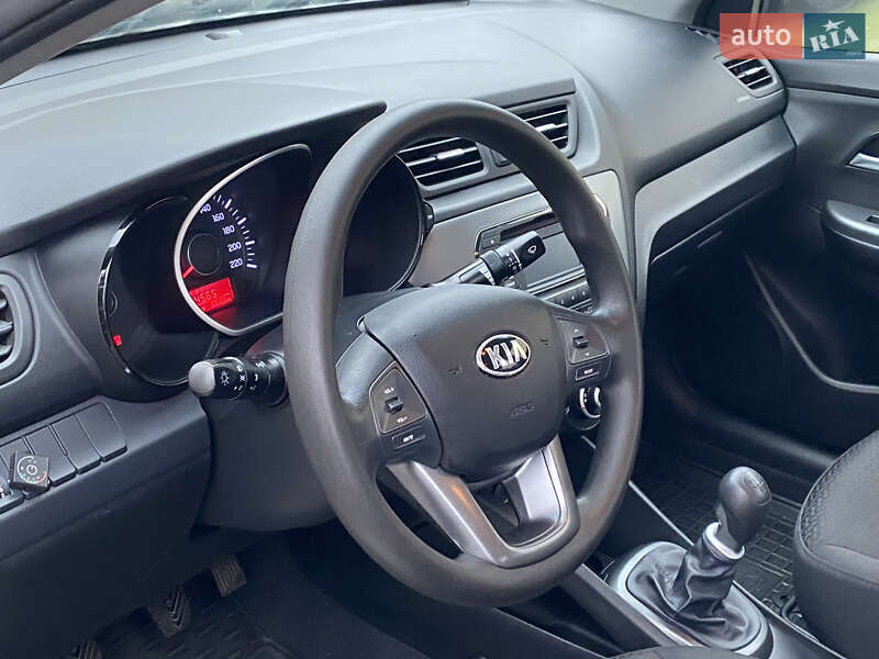 Седан Kia Rio 2014 в Києві