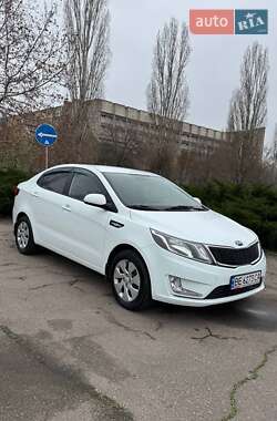 Седан Kia Rio 2013 в Николаеве