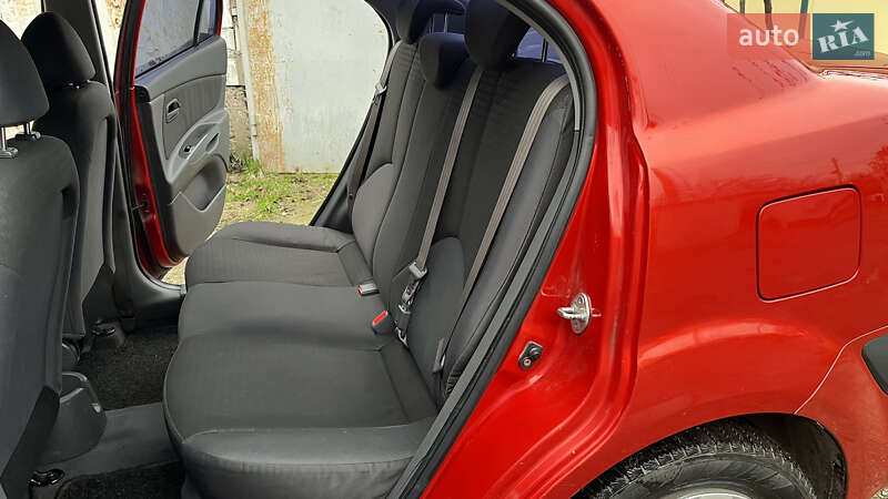 Седан Kia Rio 2008 в Одессе