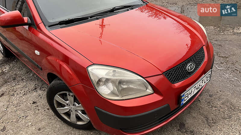 Седан Kia Rio 2008 в Одессе