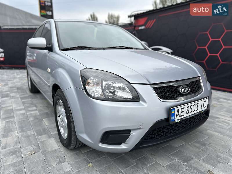 Седан Kia Rio 2010 в Днепре фото 8 Седан Kia Rio 2010 в Днепре