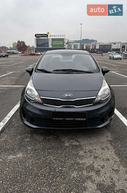 Седан Kia Rio 2017 в Гостомелі