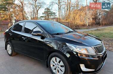 Седан Kia Rio 2011 в Шостке