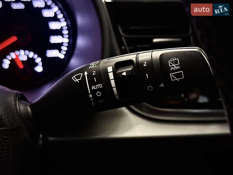 Хэтчбек Kia Rio 2017 в Николаеве