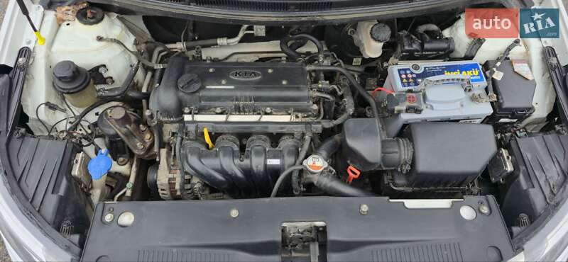 Седан Kia Rio 2013 в Днепре фото 28 Седан Kia Rio 2013 в Днепре