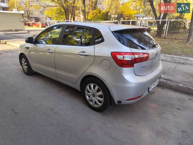 Хетчбек Kia Rio 2013 в Запоріжжі фото 7 Хетчбек Kia Rio 2013 в Запоріжжі