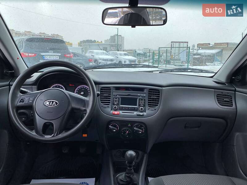Седан Kia Rio 2011 в Львові фото 16 Седан Kia Rio 2011 в Львові
