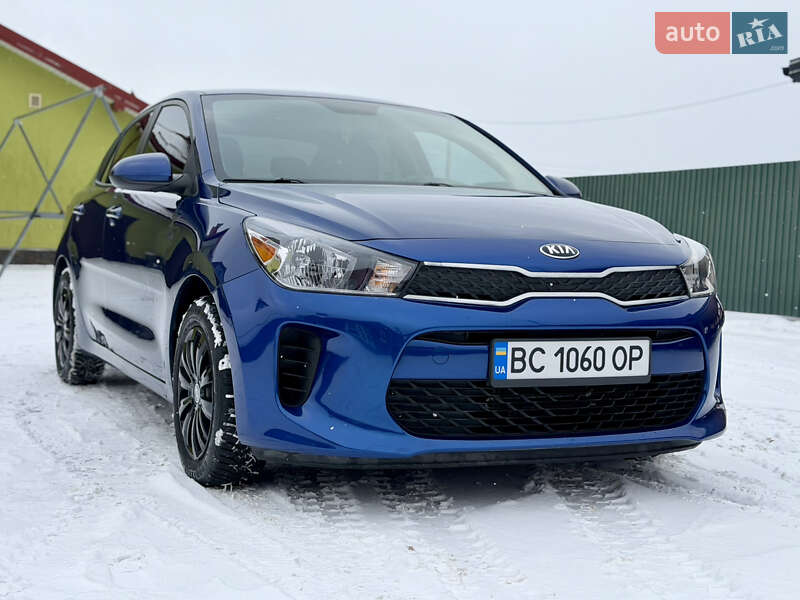 Седан Kia Rio 2019 в Львові