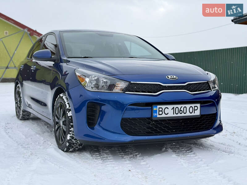Седан Kia Rio 2019 в Львові