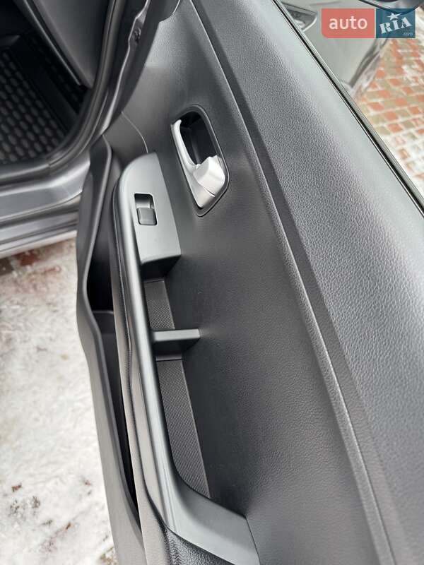 Седан Kia Rio 2012 в Киеве