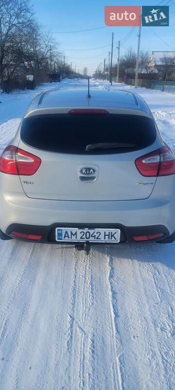 Хетчбек Kia Rio 2011 в Житомирі фото 10 Хетчбек Kia Rio 2011 в Житомирі