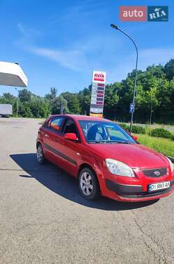 Хэтчбек Kia Rio 2008 в Киеве