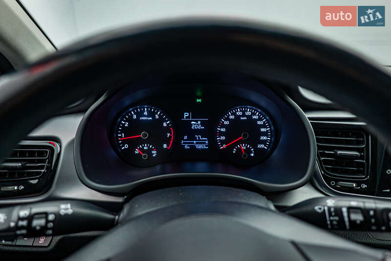 Хэтчбек Kia Rio 2017 в Киеве