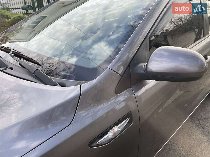 Седан Kia Rio 2012 в Зачепиловке