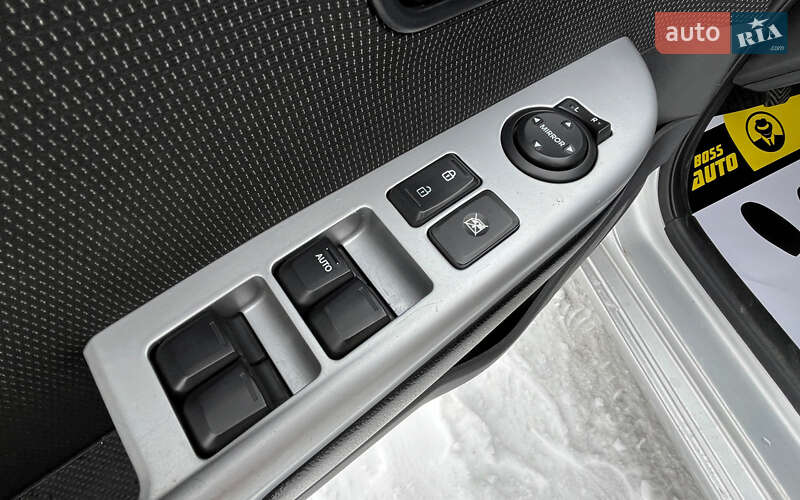 Хэтчбек Kia Rio 2013 в Стрые