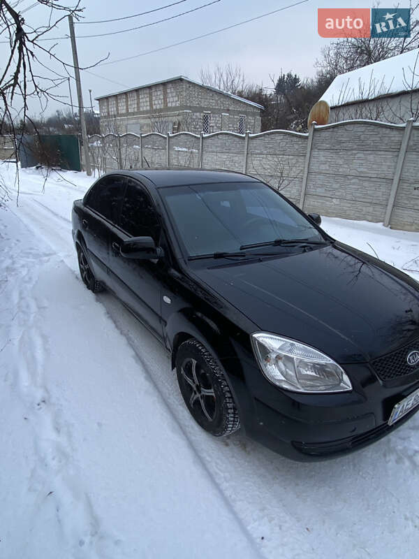 Седан Kia Rio 2007 в Харькове фото 2 Седан Kia Rio 2007 в Харькове
