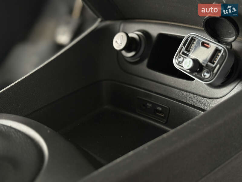 Седан Kia Rio 2010 в Харькове