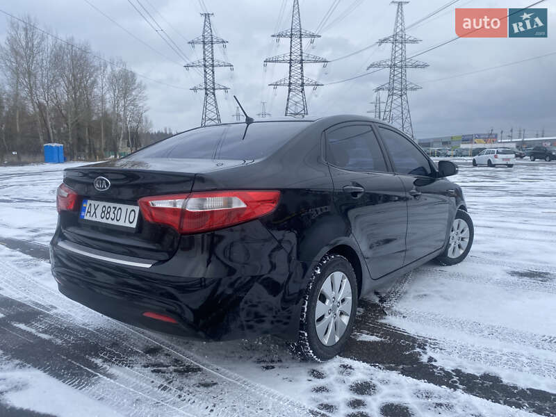 Седан Kia Rio 2012 в Харькове