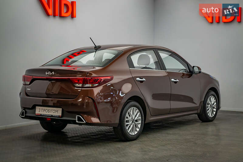 Седан Kia Rio 2021 в Киеве
