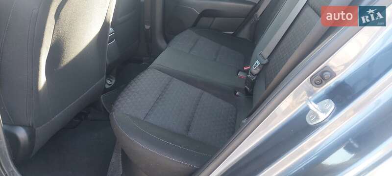 Хетчбек Kia Rio 2019 в Києві фото 13 Хетчбек Kia Rio 2019 в Києві