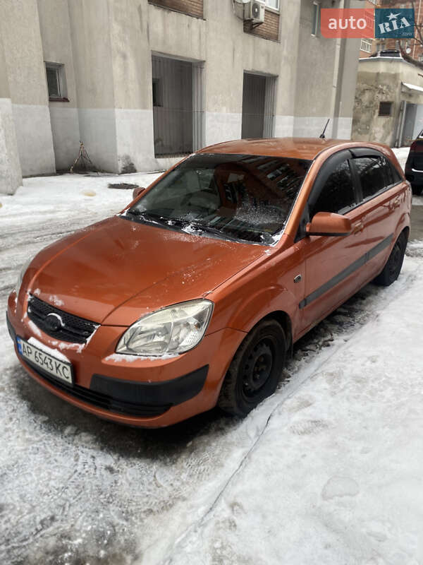 Kia Rio 2006