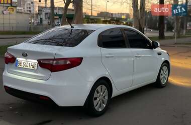 Седан Kia Rio 2013 в Миколаєві