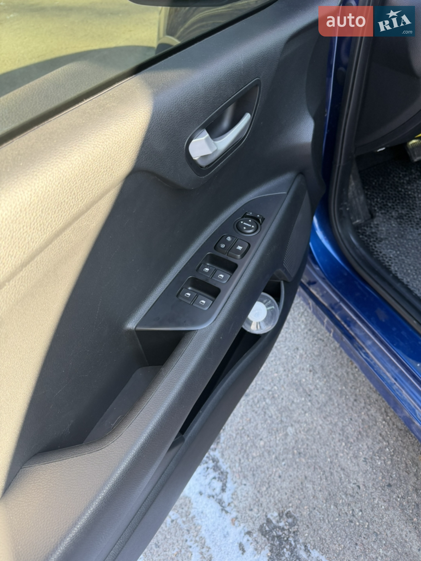2020 Kia Rio - фото 1
