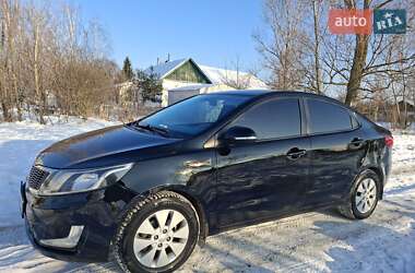 Седан Kia Rio 2011 в Шостке