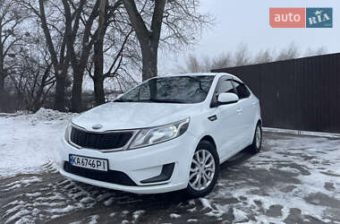 Седан Kia Rio 2013 в Киеве