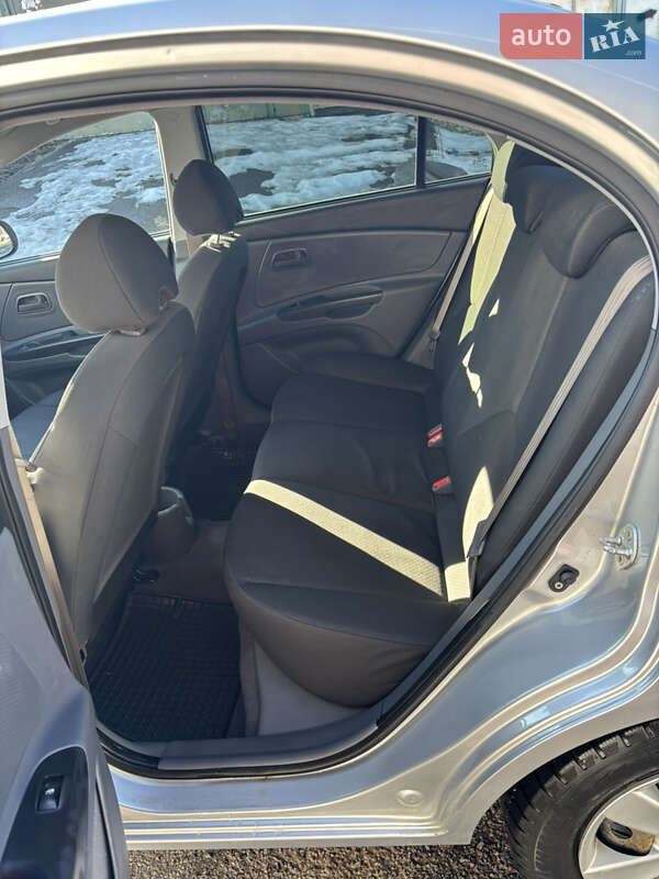 Седан Kia Rio 2011 в Черновцах фото 26 Седан Kia Rio 2011 в Черновцах