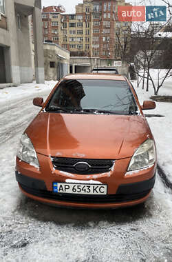 Хетчбек Kia Rio 2006 в Києві