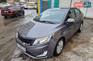 Седан Kia Rio 2013 в Киеве