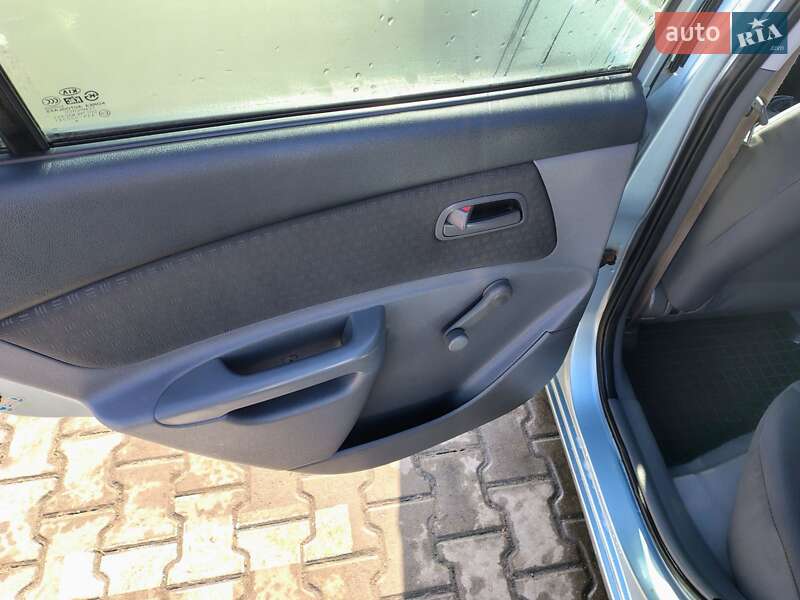 Седан Kia Rio 2007 в Житомире