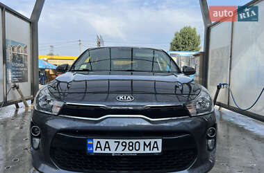 Хэтчбек Kia Rio 2017 в Белогородке